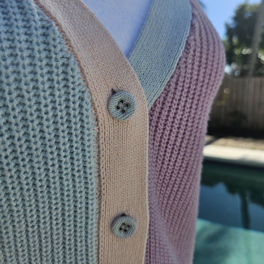 NEW BCBGeneration Colorblock Knit Buttoned Cardigan Size S Pastel Y2K Girlhood - Picture 7 of 13